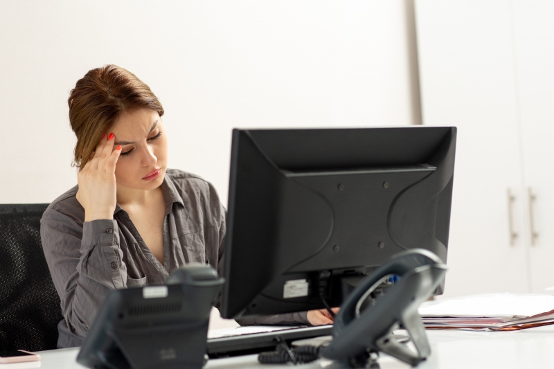 A Sociedade do Cansaço e o Burnout: Um Olhar Psicanalítico